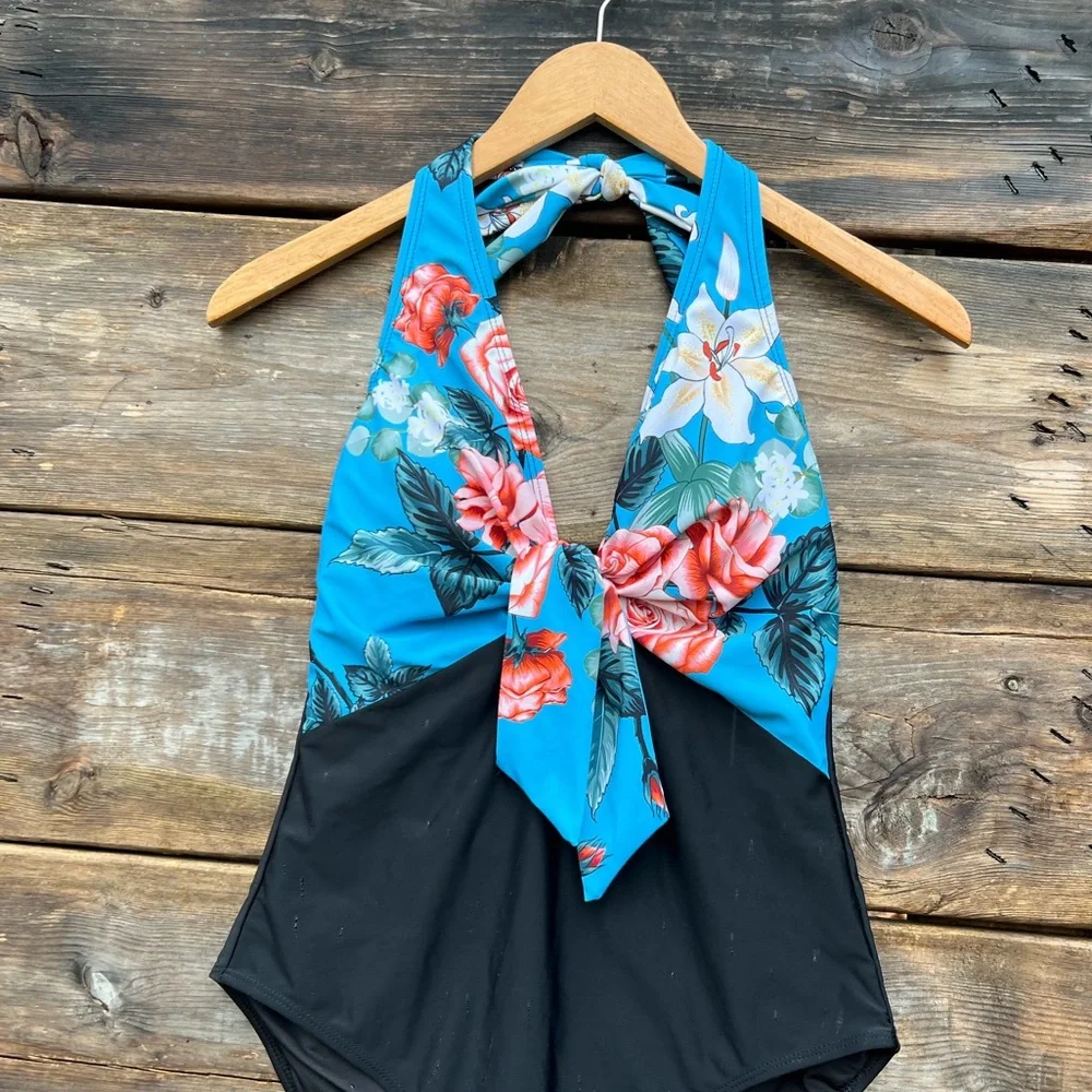 Cupshe halter classic